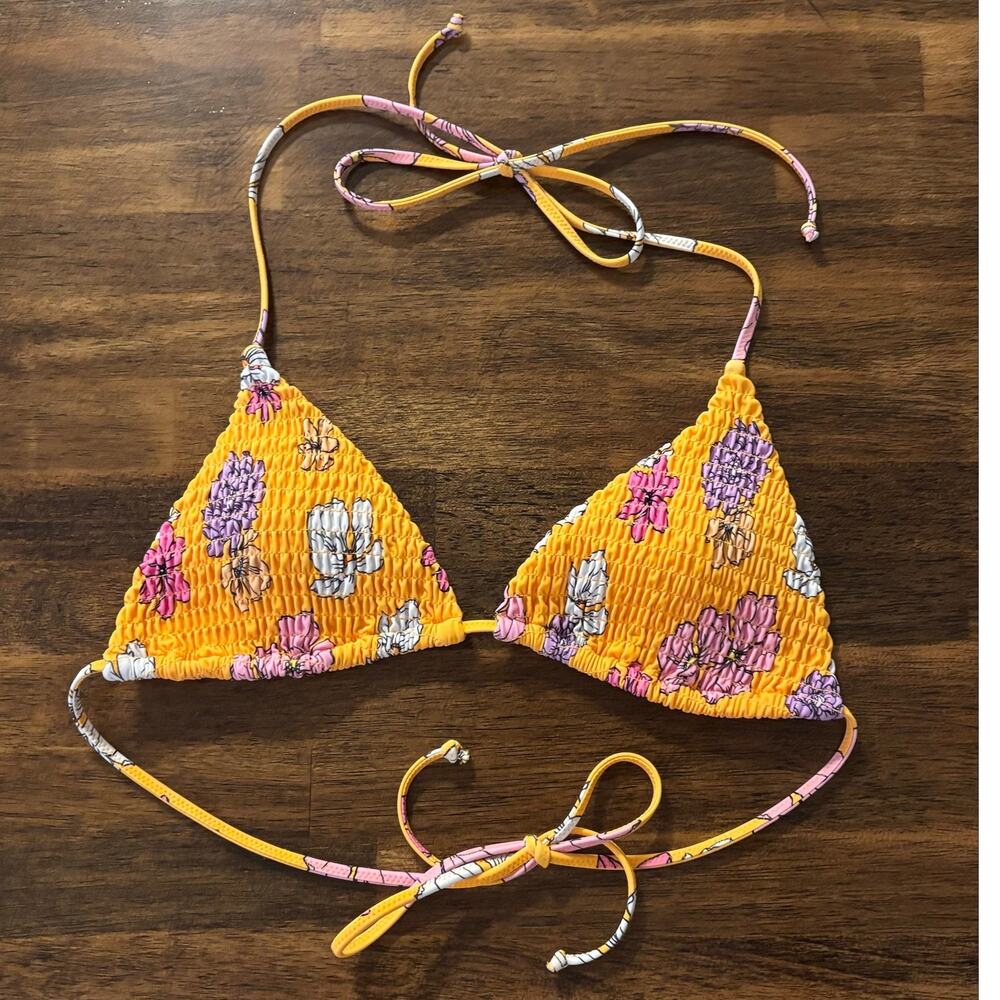 White Fox Women’s Medium Bikini Top Triangle String Halter Tie Back Bathing Suit